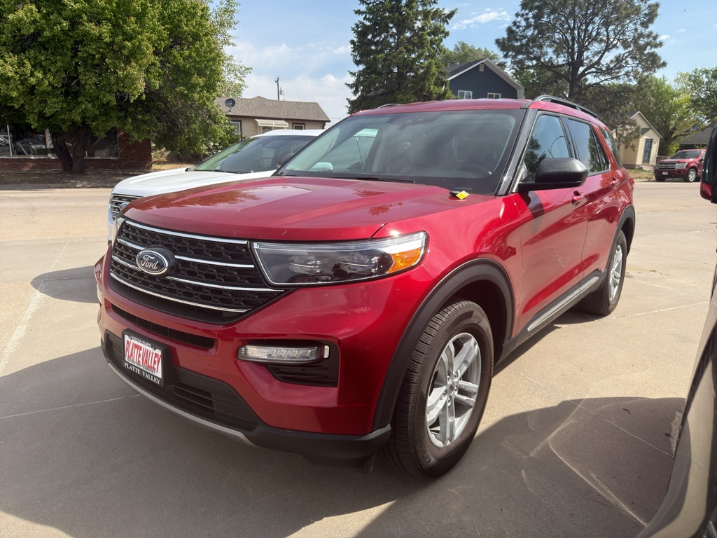 2024 Ford Explorer XLT 4WD's photo