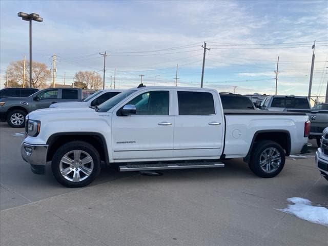 Used 2018 GMC Sierra 1500 SLT with VIN 3GTU2NEC9JG319857 for sale in Lexington, NE