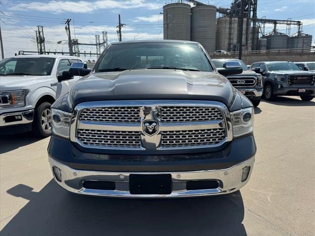 Used 2018 RAM Ram 1500 Pickup Laramie with VIN 1C6RR7NT2JS193872 for sale in Lexington, NE