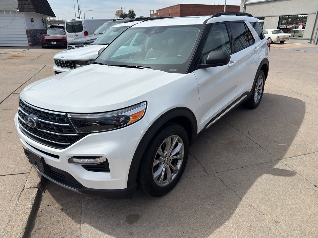 2020 Ford Explorer XLT 4WD's photo