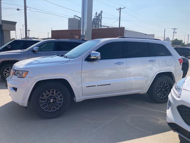 Used 2018 Jeep Grand Cherokee Overland with VIN 1C4RJFCG9JC355930 for sale in Lexington, NE