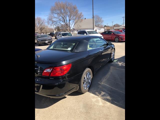 2009 Chrysler Sebring Limited photo 3