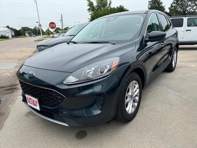 2022 Ford Escape SE photo 3