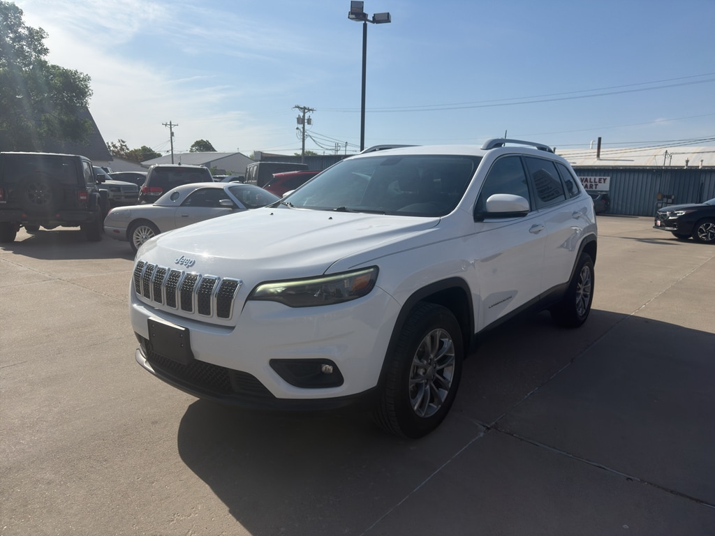 2019 Jeep Cherokee Latitude Plus 4X4's photo