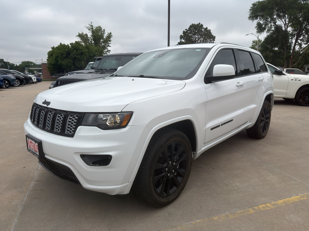 2021 Jeep Grand Cherokee Laredo X 4WD's photo