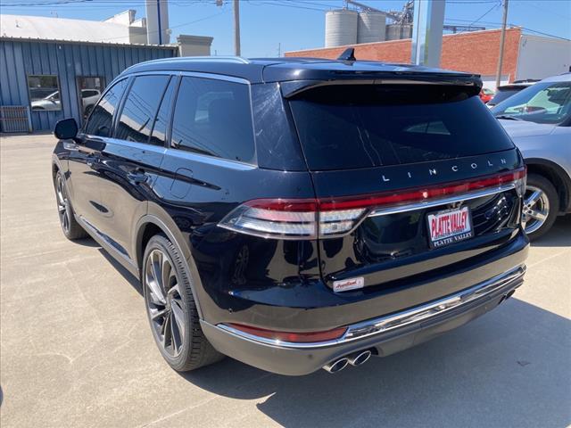 2020 Lincoln Aviator Reserve photo 2