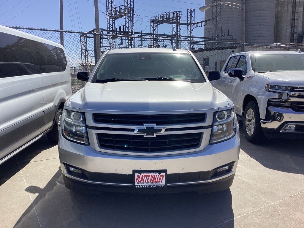 2019 Chevrolet Tahoe Premier photo 3