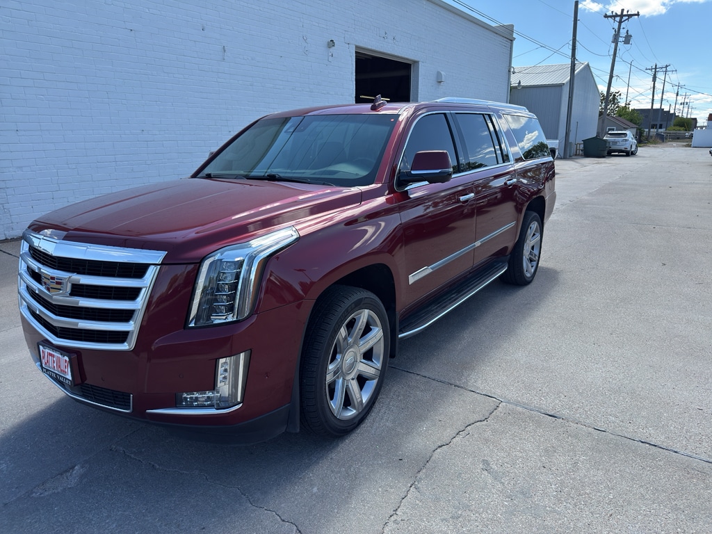 2019 Cadillac Escalade ESV AWD Premium Luxury's photo