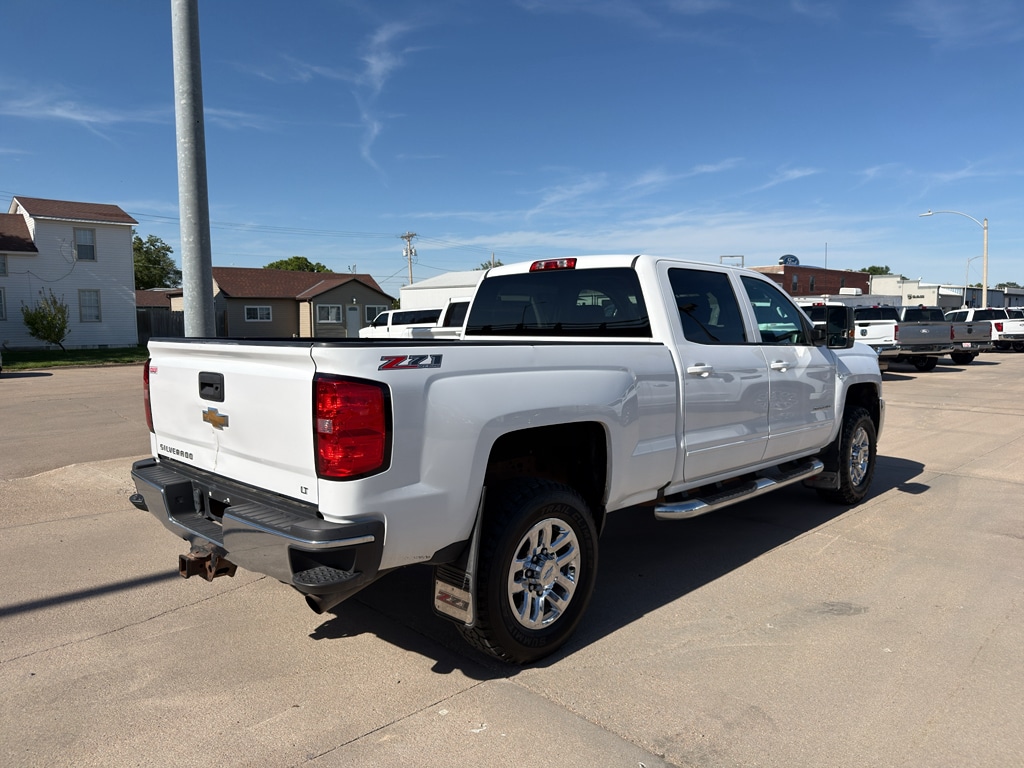 Used 2016 Chevrolet Silverado LT Cab; Crew
