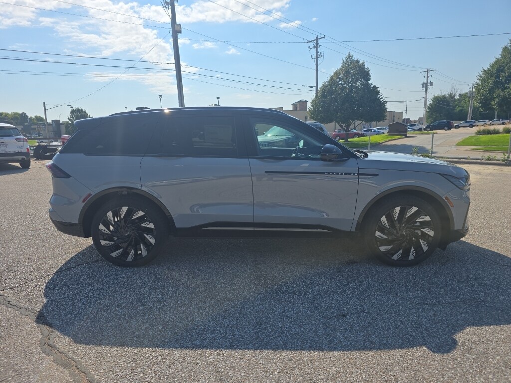New 2026 Lincoln Nautilus Reserve Wagon