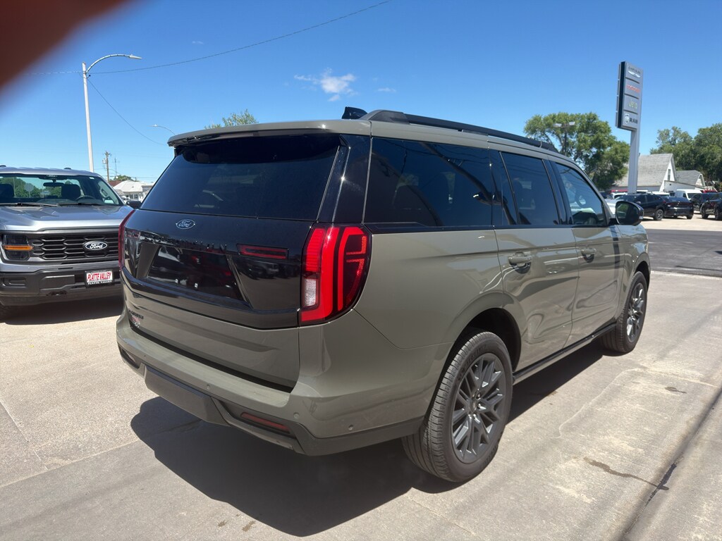 Used 2025 Ford Expedition Platinum SUV