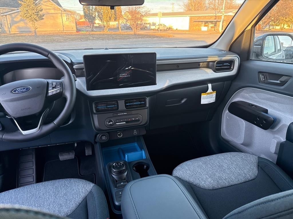 2025 Ford Maverick XLT - Photo 7