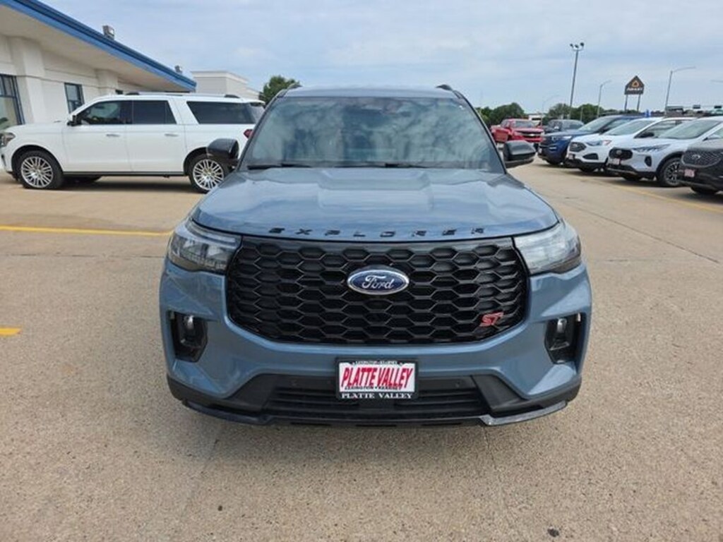 Used 2025 Ford Explorer ST SUV