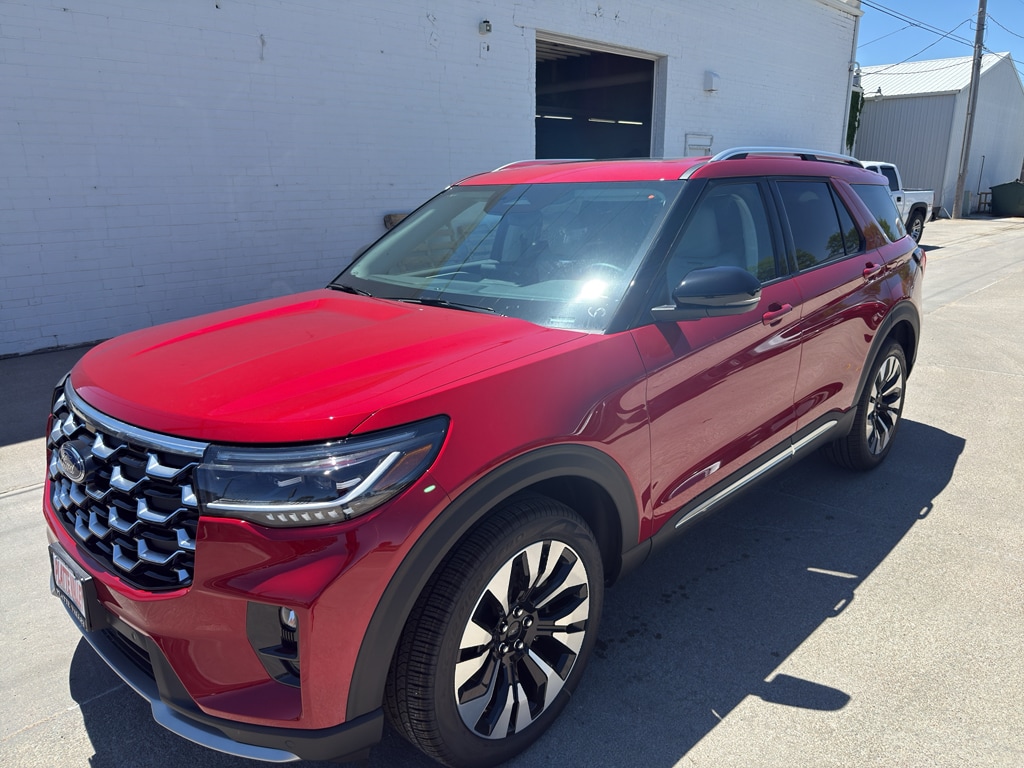 2026 Ford Explorer Platinum 4WD's photo