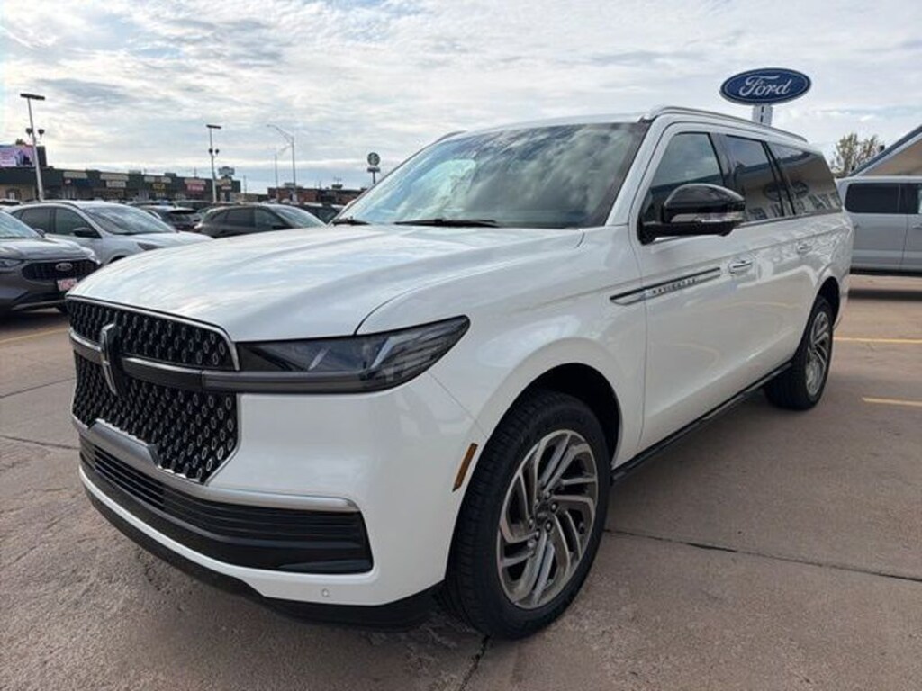 New 2026 Lincoln Navigator L Reserve SUV