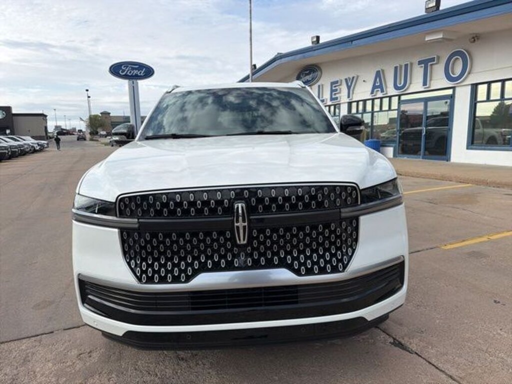 New 2026 Lincoln Navigator L Reserve SUV