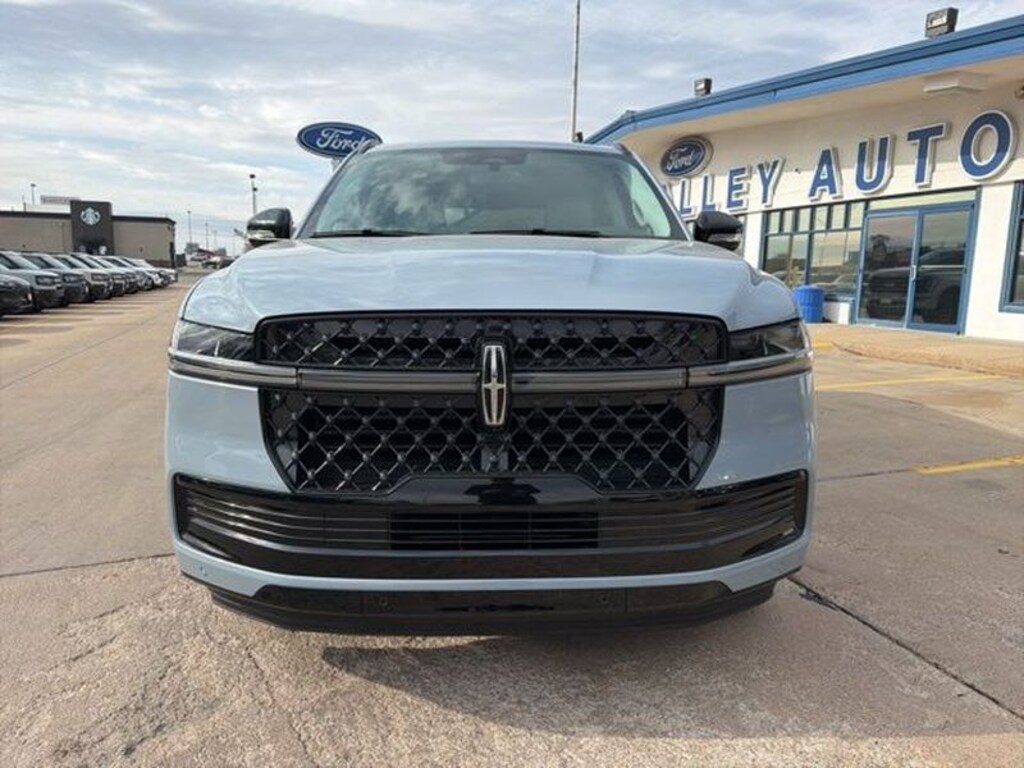 New 2026 Lincoln Navigator L Reserve SUV