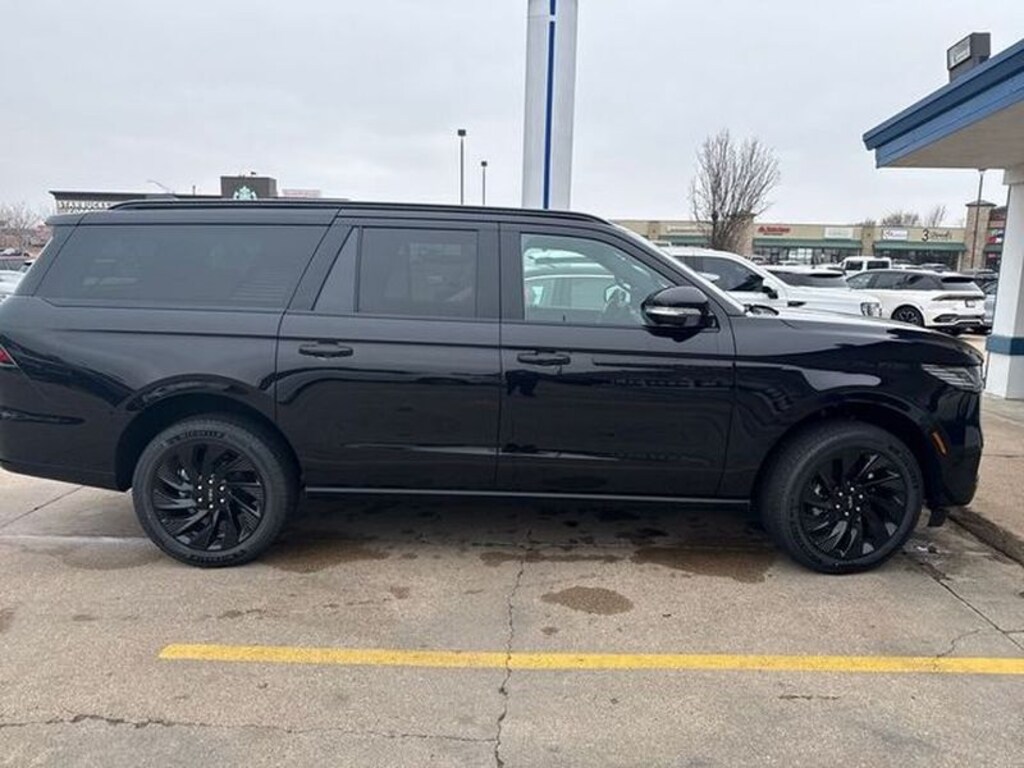 New 2026 Lincoln Navigator L Reserve SUV