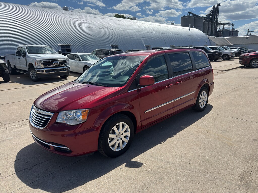 Used 2014 Chrysler Town & Country Touring Van; Extended
