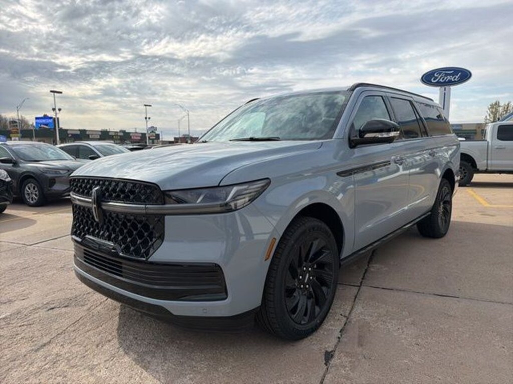 New 2026 Lincoln Navigator L Reserve SUV