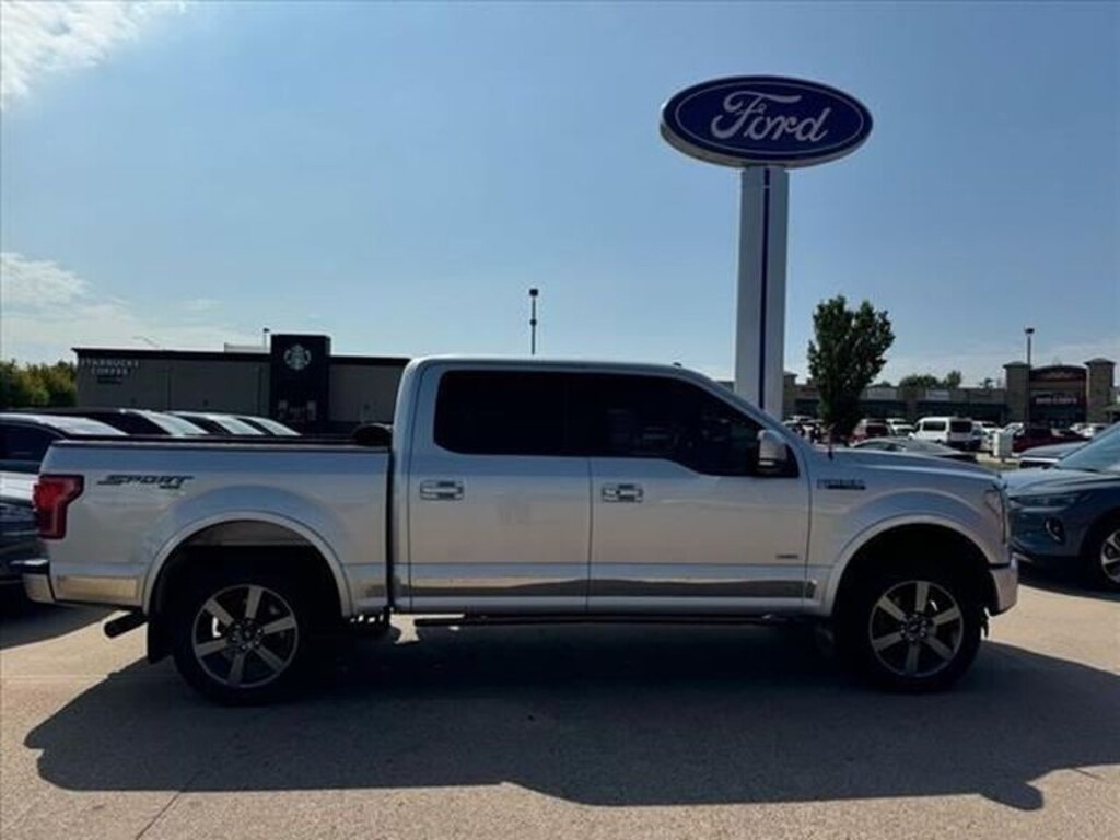 Used 2016 Ford F-150 Lariat Truck SuperCrew Cab