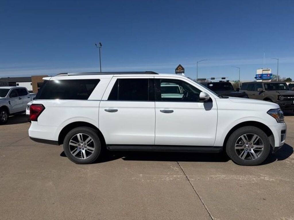 Used 2024 Ford Expedition MAX Limited SUV