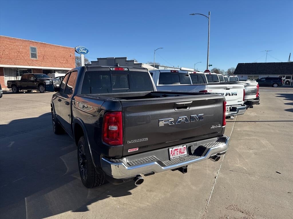 New 2026 Ram 1500 Laramie Crew CAB 4X4 57 BOX Pickup