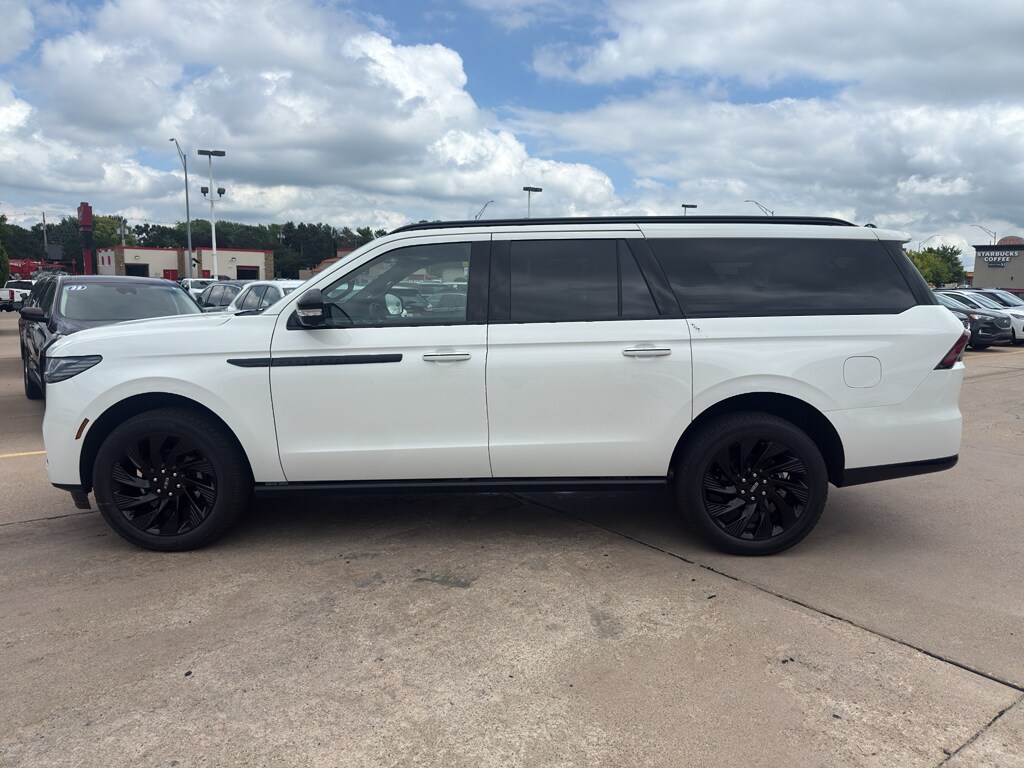 New 2026 Lincoln Navigator L Reserve SUV