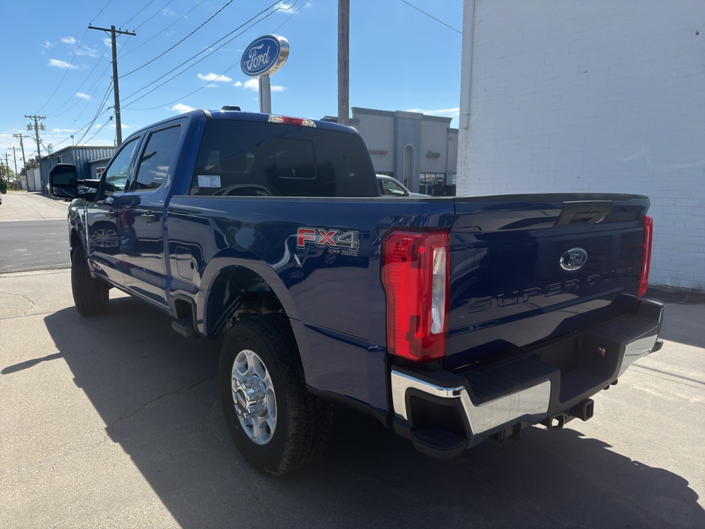 2026 Ford F-350 Super Duty XLT - Photo 13