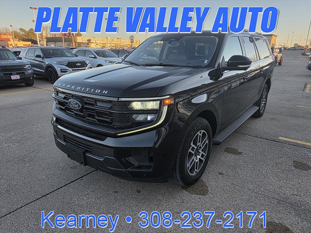 2025 Ford Expedition Active's photo