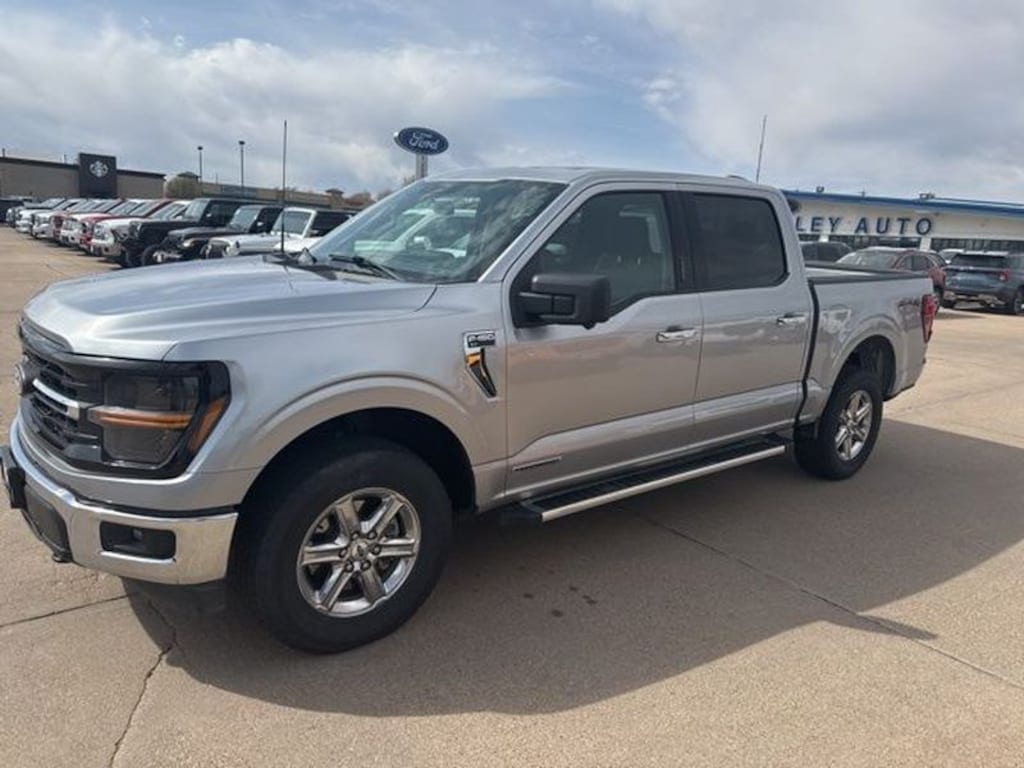Used 2024 Ford F-150 XLT Truck SuperCrew Cab