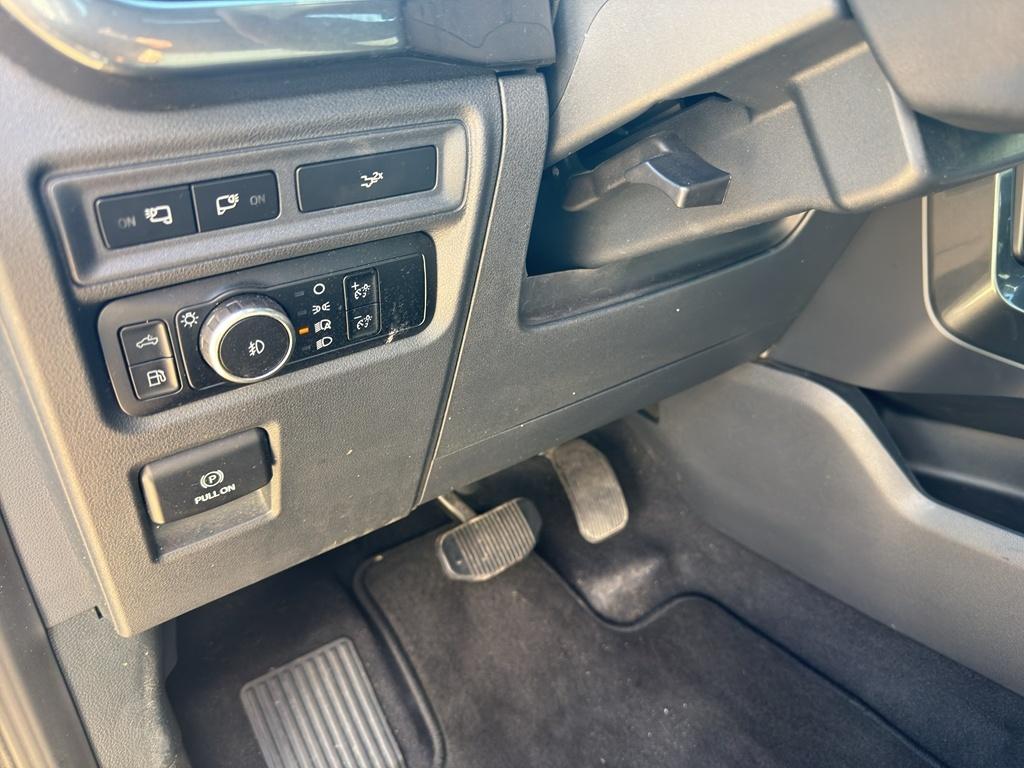 2023 Ford F-150 XLT - Photo 12