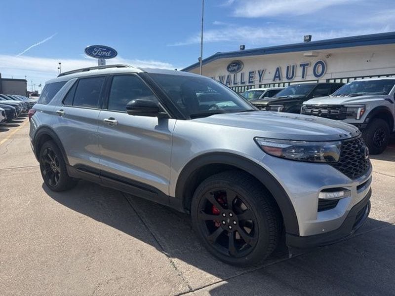 2022 Ford Explorer ST 4WD's photo