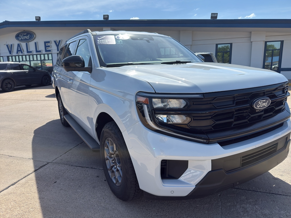 Used 2025 Ford Expedition XL Wagon