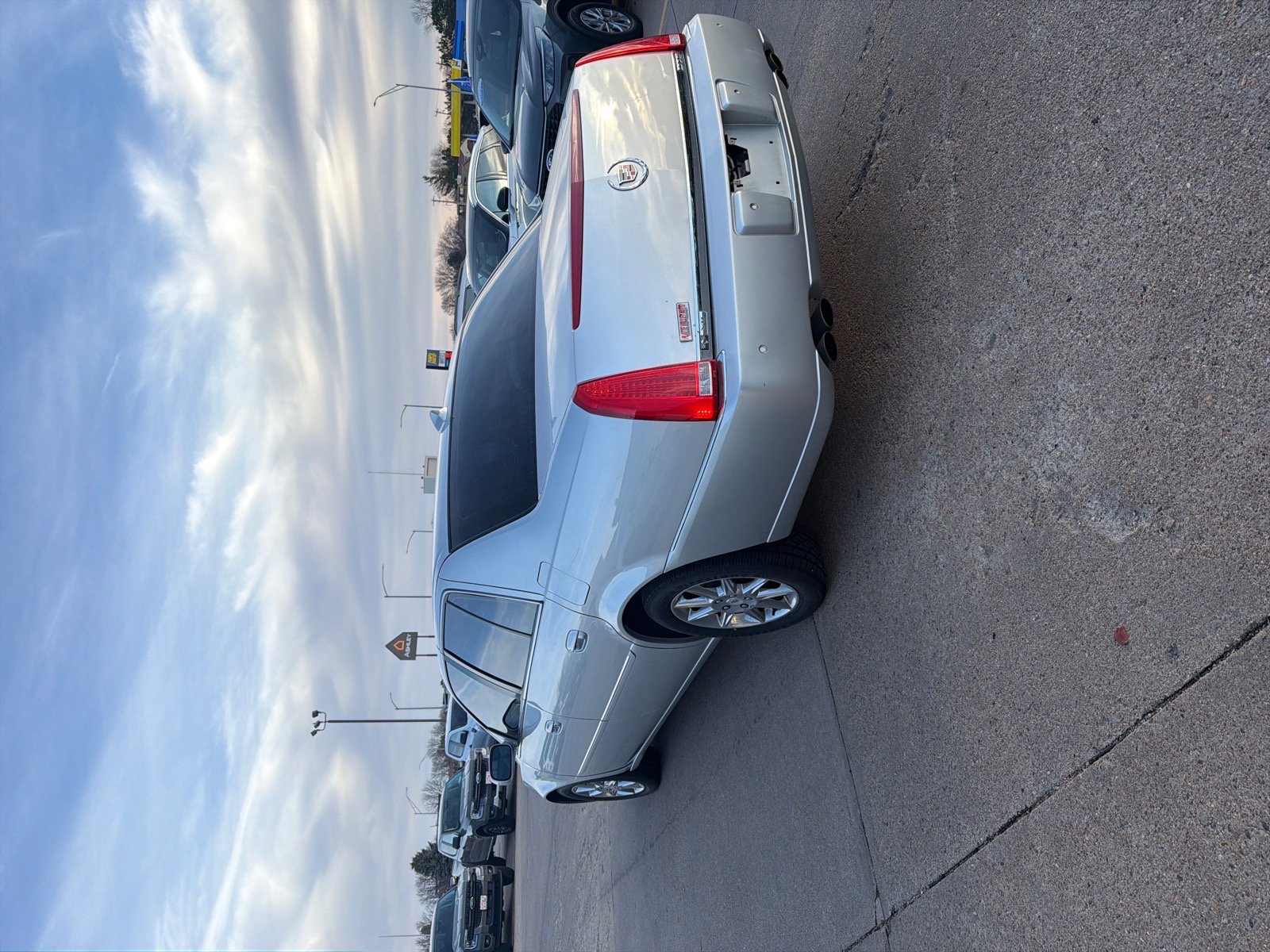 Used 2010 Cadillac DTS Luxury Collection with VIN 1G6KD5EY9AU129313 for sale in Kearney, NE