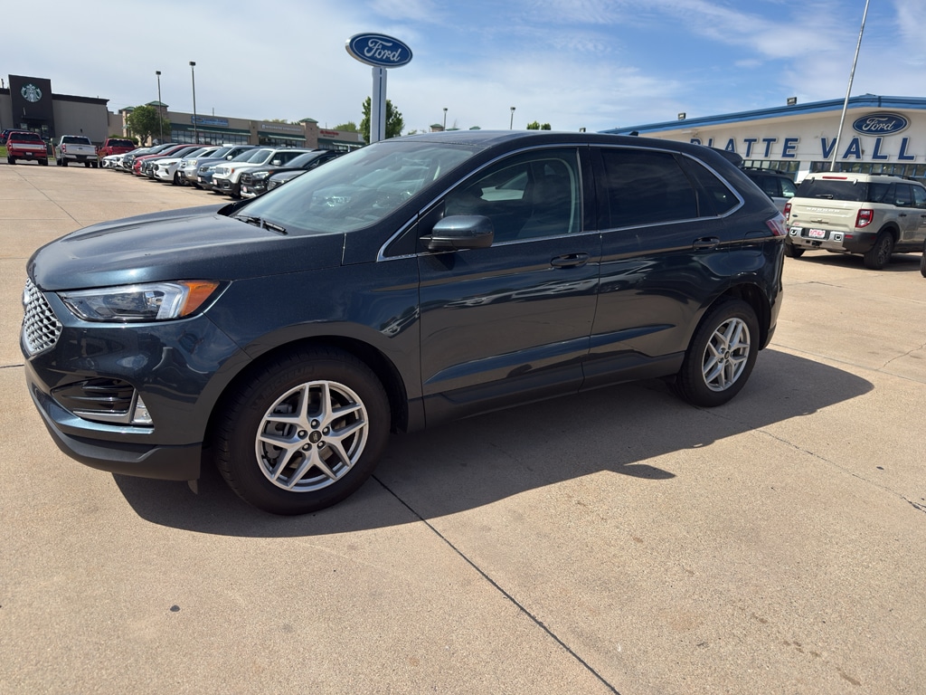 2024 Ford Edge SEL AWD's photo