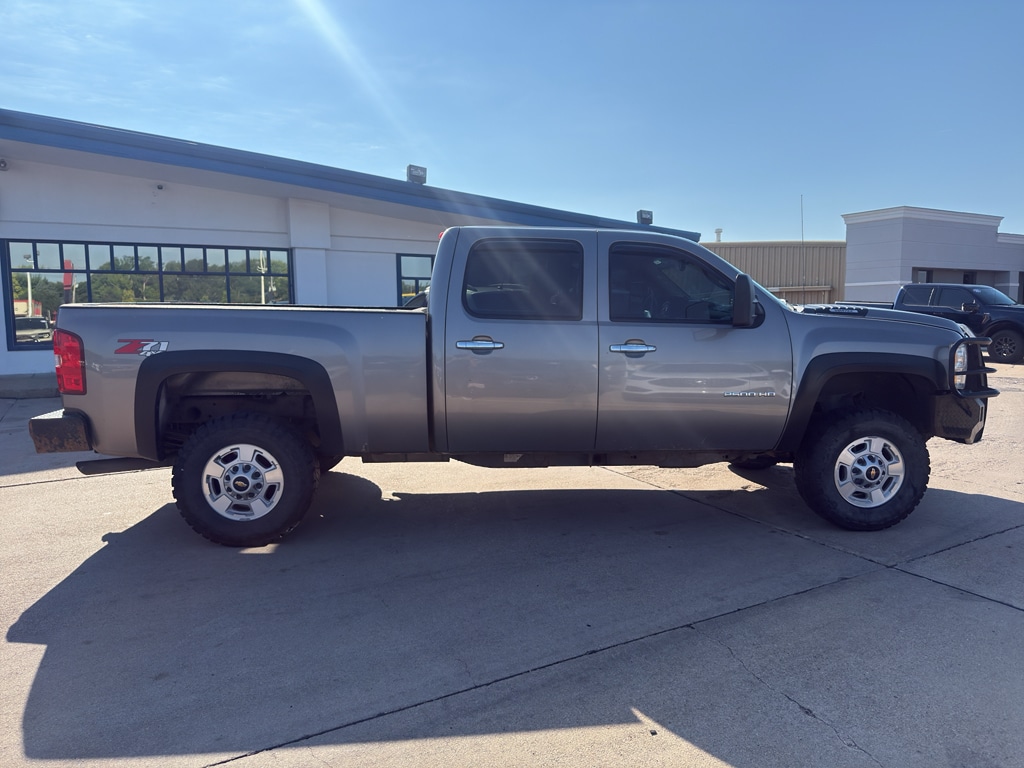Used 2013 Chevrolet Silverado LT Cab; Crew