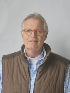 Staff member Todd Booth from ID_49748112ab83