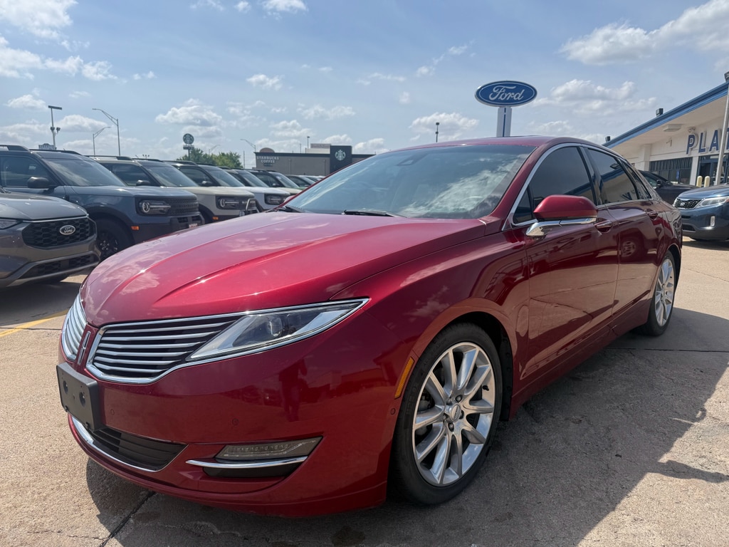 2016 Lincoln MKZ Hybrid's photo