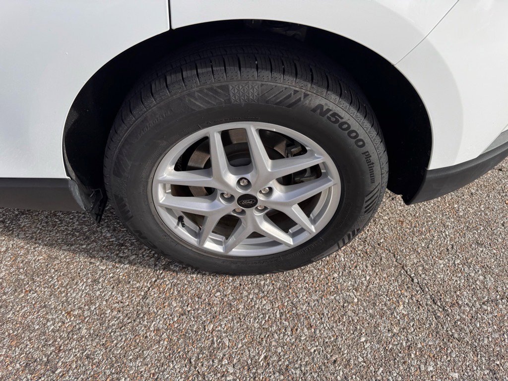 Used 2024 Ford Edge SEL AWD