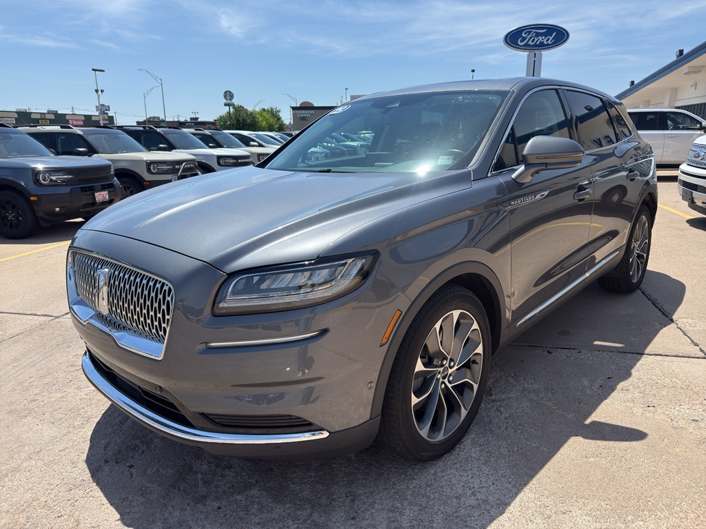 2023 Lincoln Nautilus Reserve AWD's photo