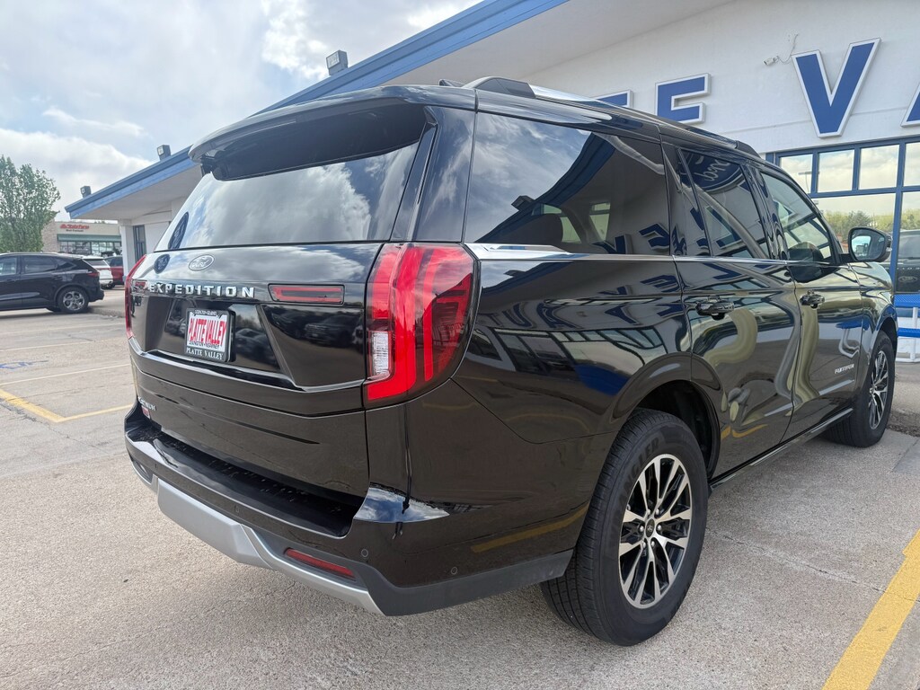 Used 2025 Ford Expedition Platinum SUV
