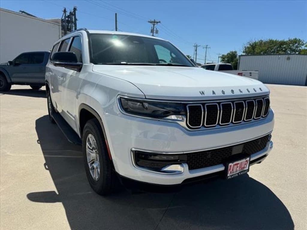 Used 2024 Jeep Wagoneer L Base SUV