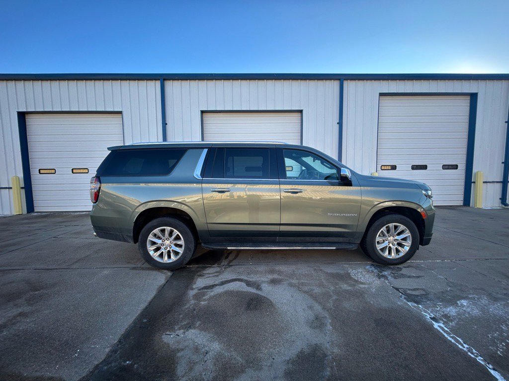 Used 2023 Chevrolet Suburban Premier with VIN 1GNSKFKD2PR179502 for sale in Kearney, NE