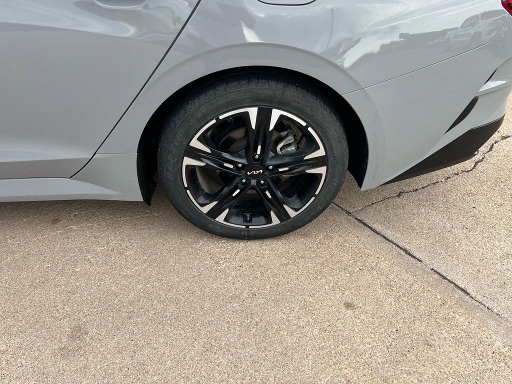 2022 Kia K5 GT-Line photo 3