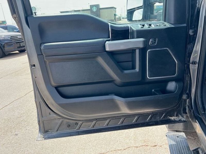 2018 Ford F-250 Super Duty Platinum - Photo 13