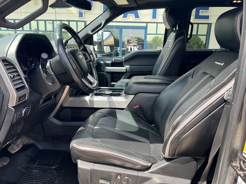 2018 Ford F-250 Super Duty Platinum - Photo 12