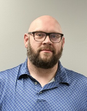 Staff member Dan Fischer from ID_61bf2395299e