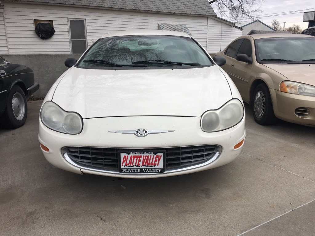 Used 2000 Chrysler Concorde LX with VIN 2C3HD46R2YH338662 for sale in Kearney, NE