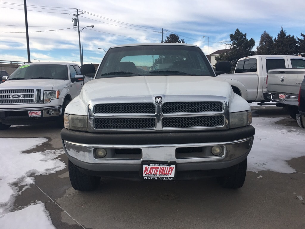 Used 1998 Dodge Ram Pickup ST with VIN 1B7KF23W8WJ160097 for sale in Kearney, NE